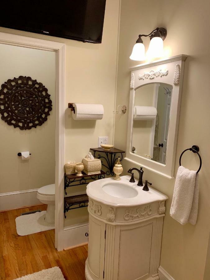 Bama Bed And Breakfast - Chimes Suite Tuscaloosa Dış mekan fotoğraf
